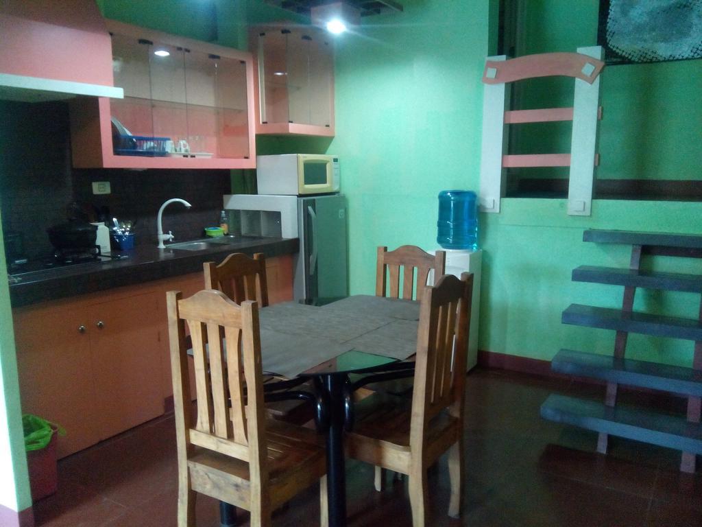 Gomez Guest house